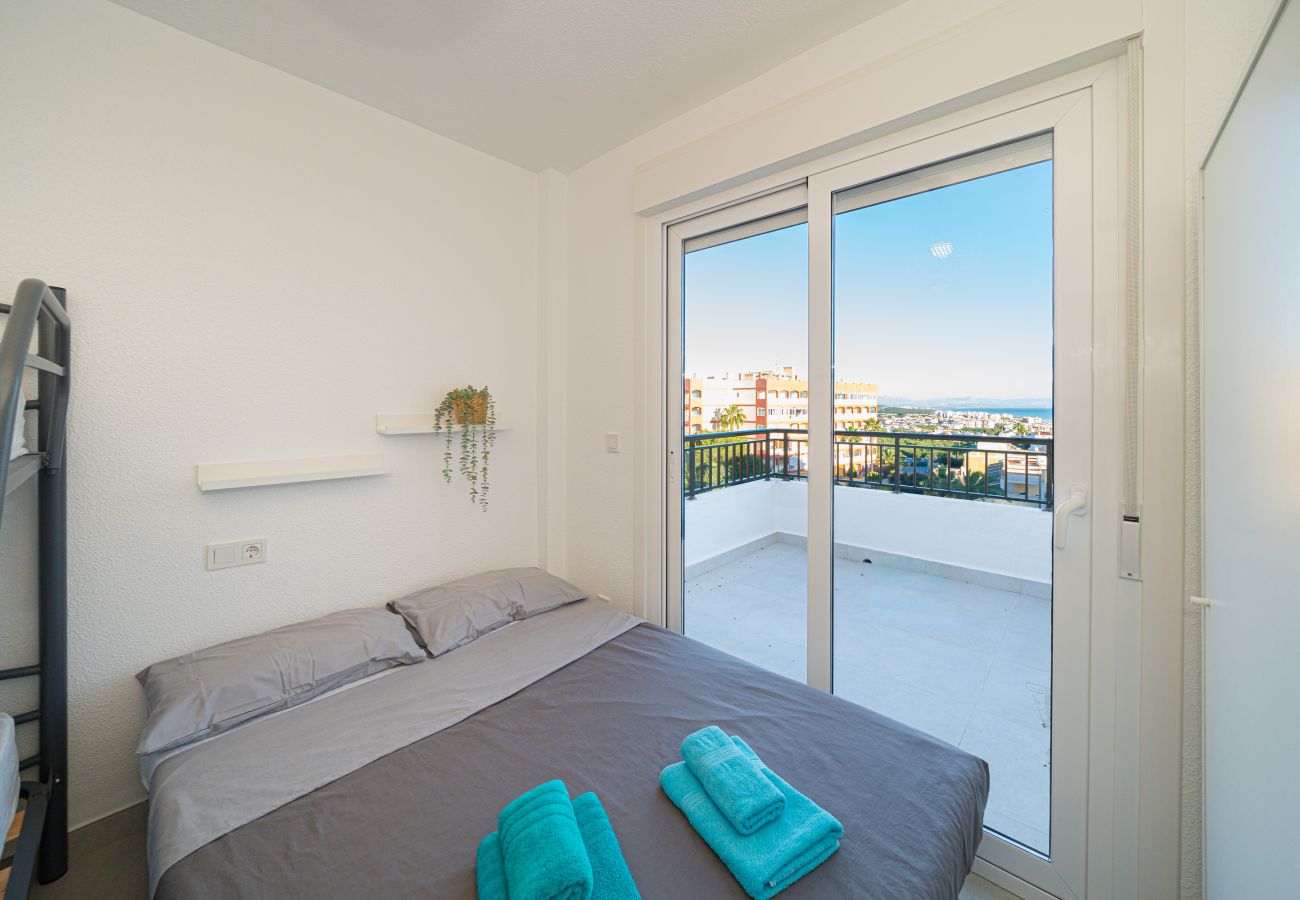 Apartment in Torrevieja - Liria