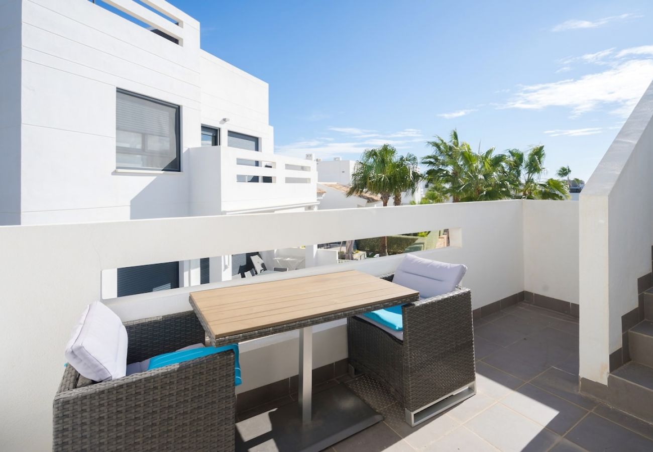 Apartment in Orihuela Costa - Maya