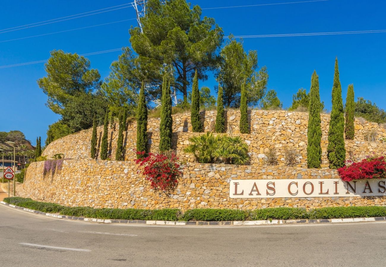 Villa in Orihuela Costa - Villa Colinas (Las colinas Golf)