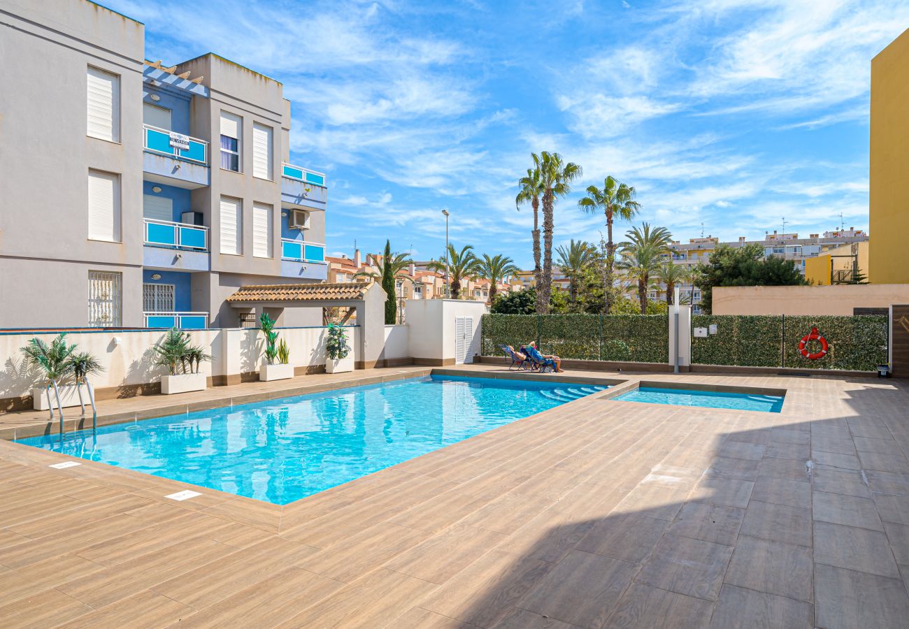 Apartment in Torrevieja - Cibeles