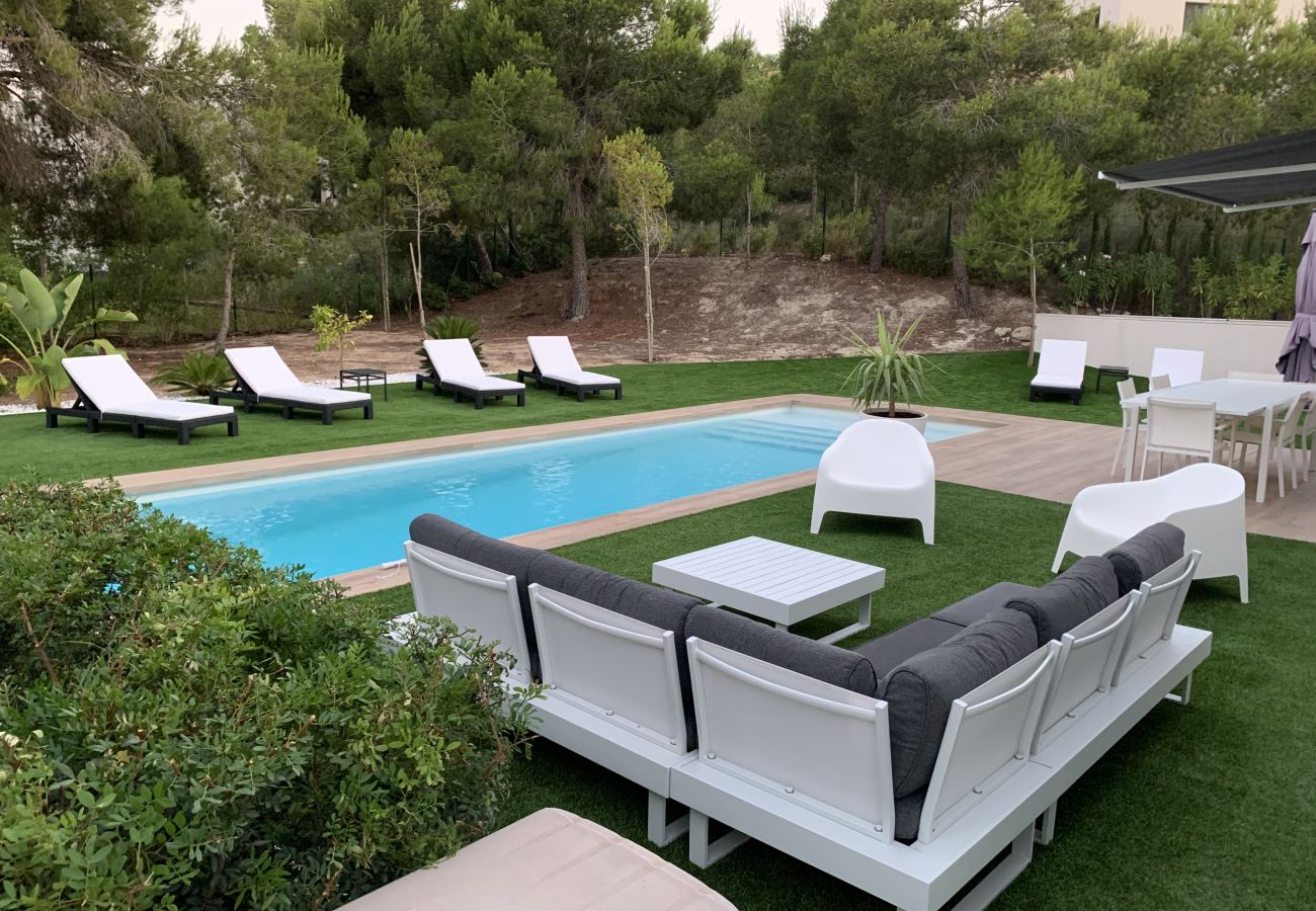 Villa in Orihuela Costa - Villa Acacia