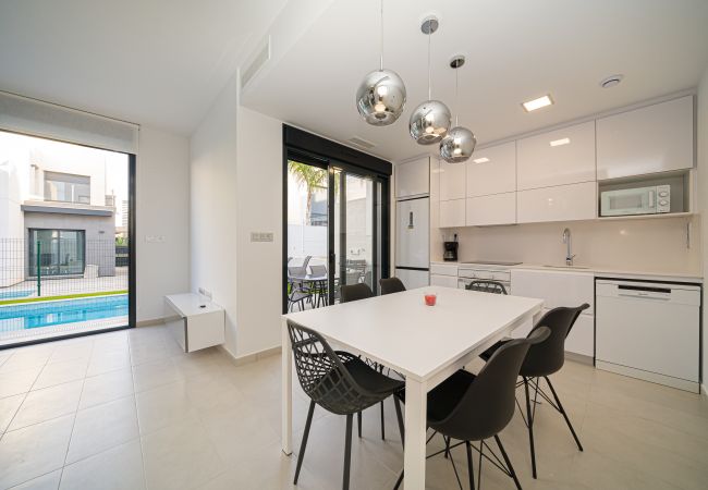 Villa in Orihuela Costa - Villa Zina Villa in Orihuela Costa - Villa Zina