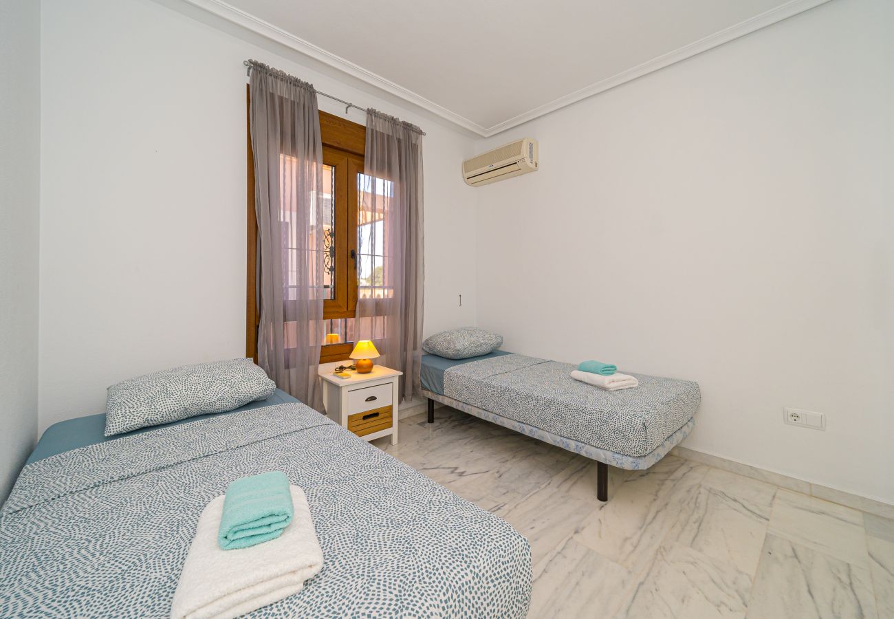 Apartment in Orihuela Costa - Las Violetas