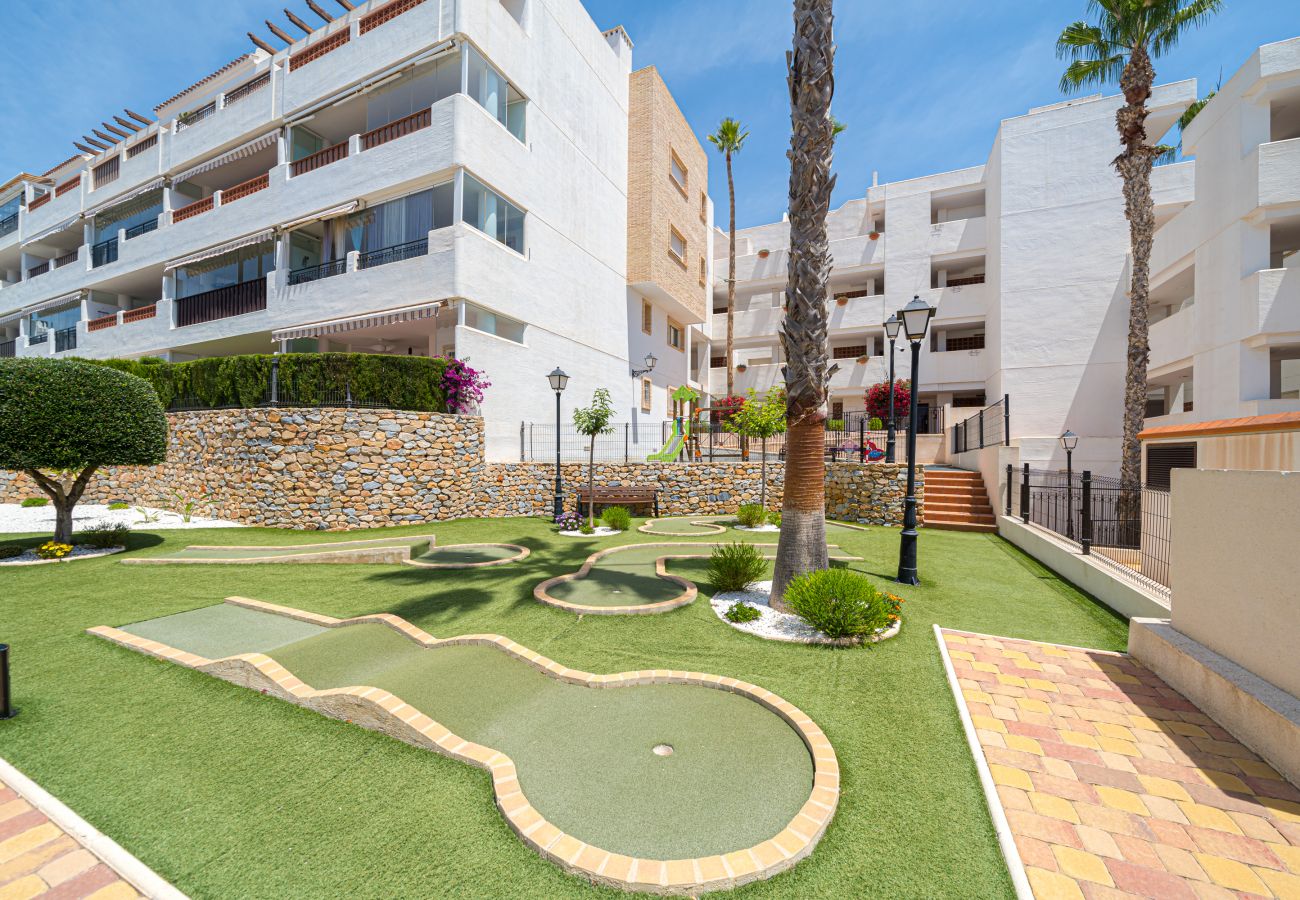 Apartment in Orihuela Costa - Launa