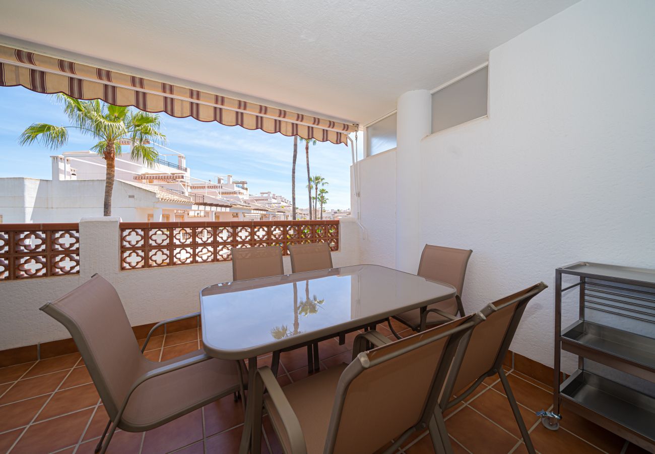 Apartment in Orihuela Costa - Launa