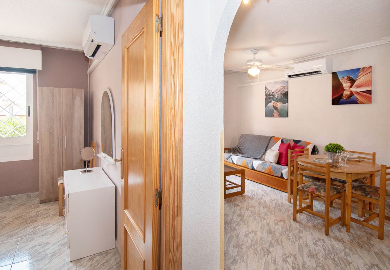 Apartment in La Mata - Rainbow