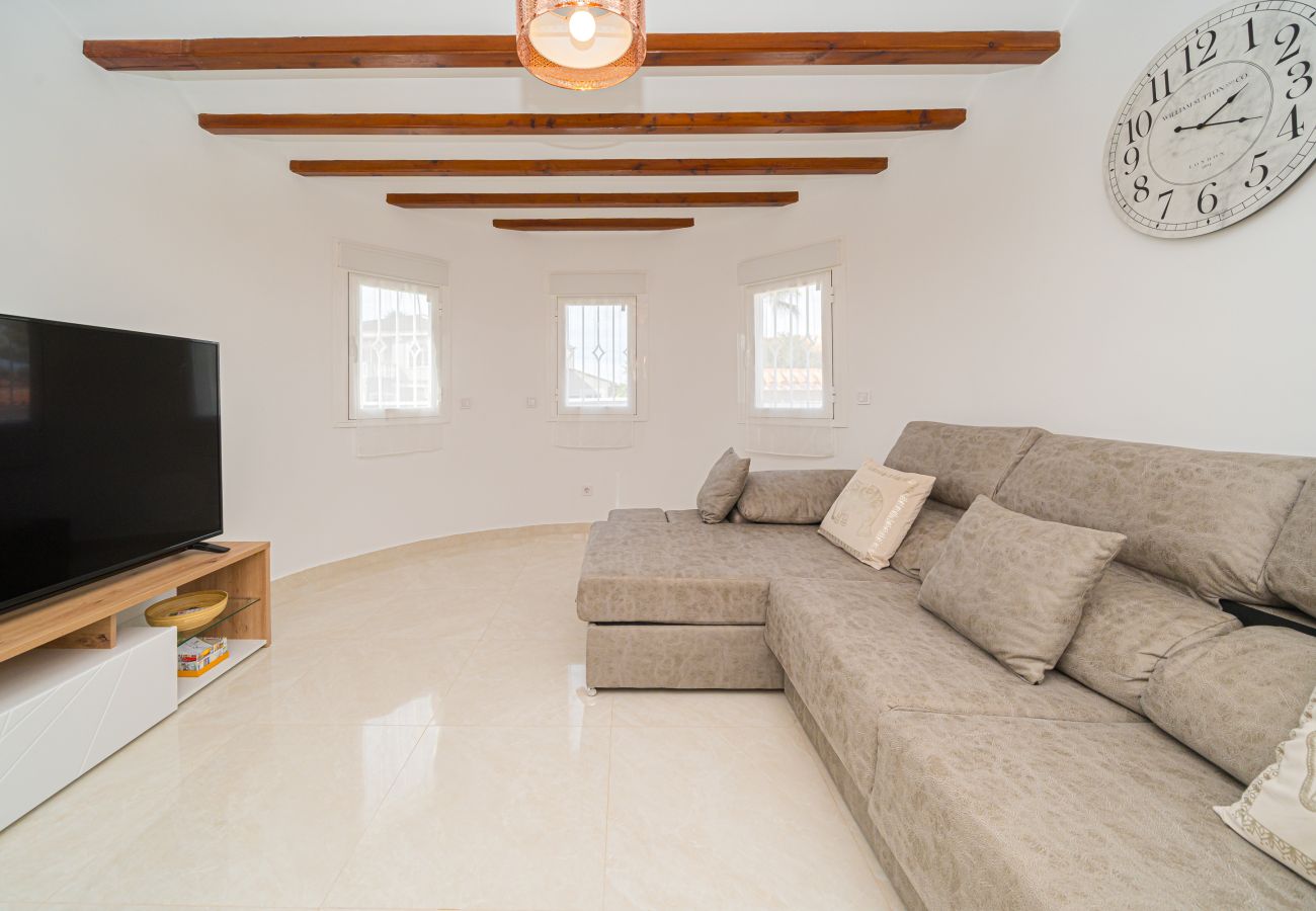 Villa in Torrevieja - Hola Casita