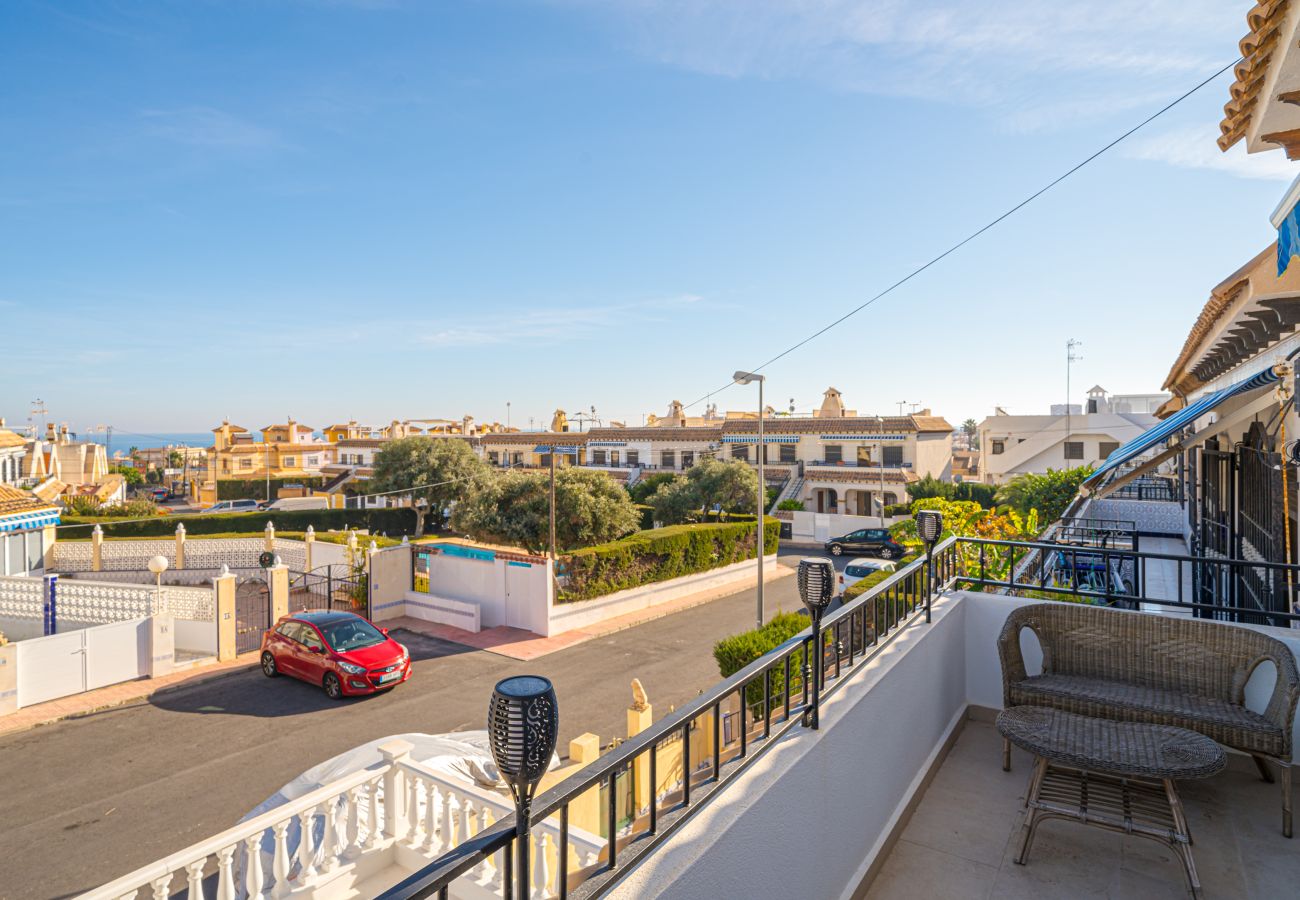 Apartment in Torrevieja - Mistral