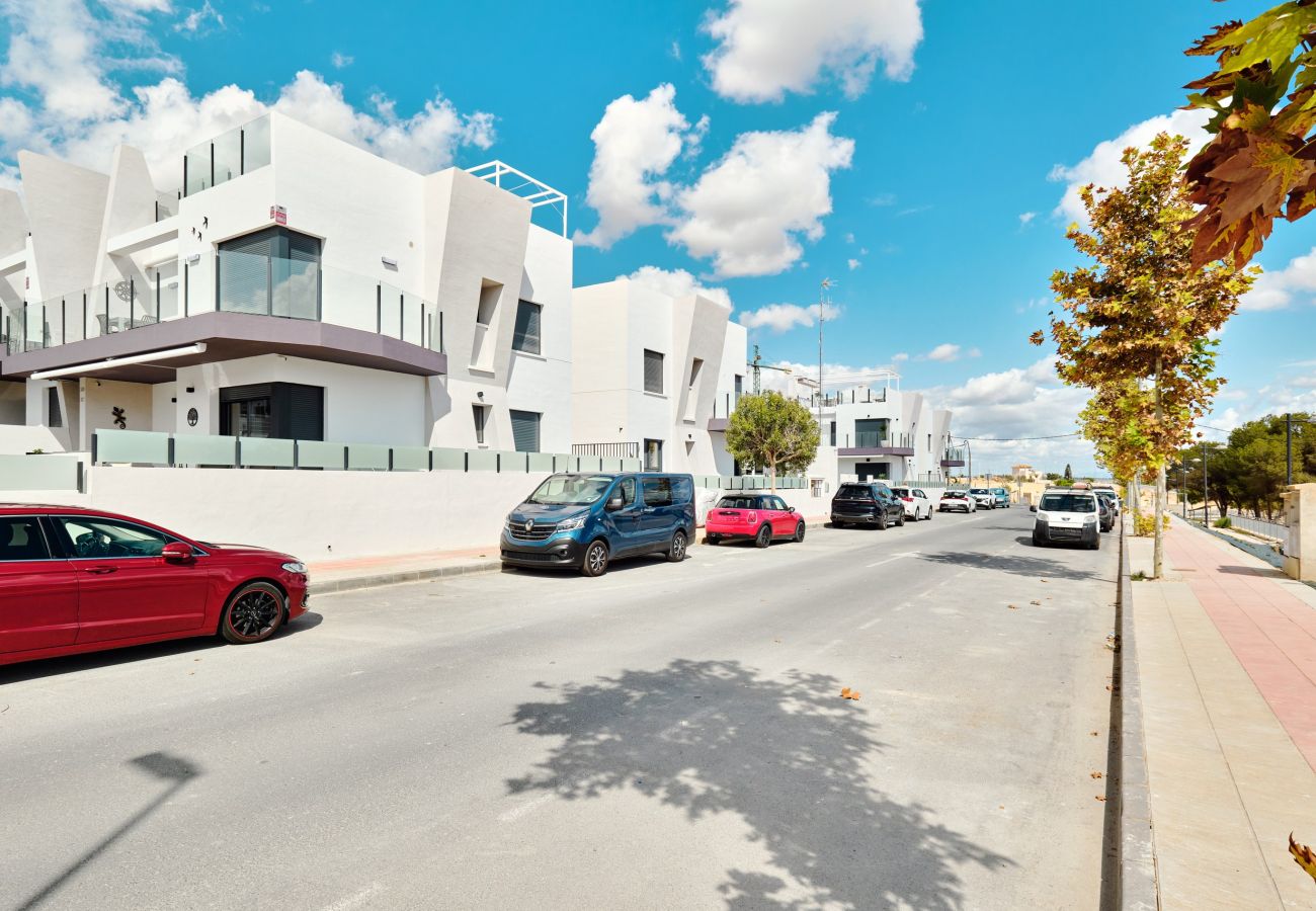 Apartment in San Miguel de Salinas - Saoco