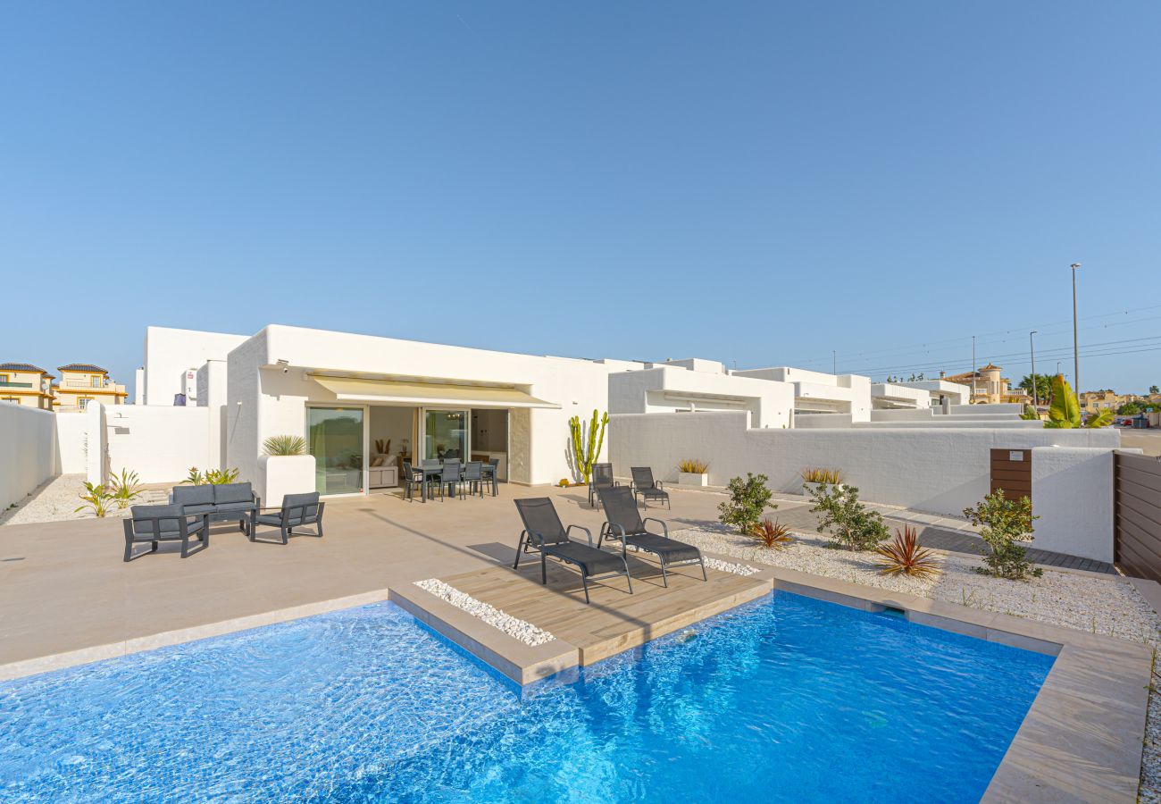 Villa in San Fulgencio - Villa Santorini