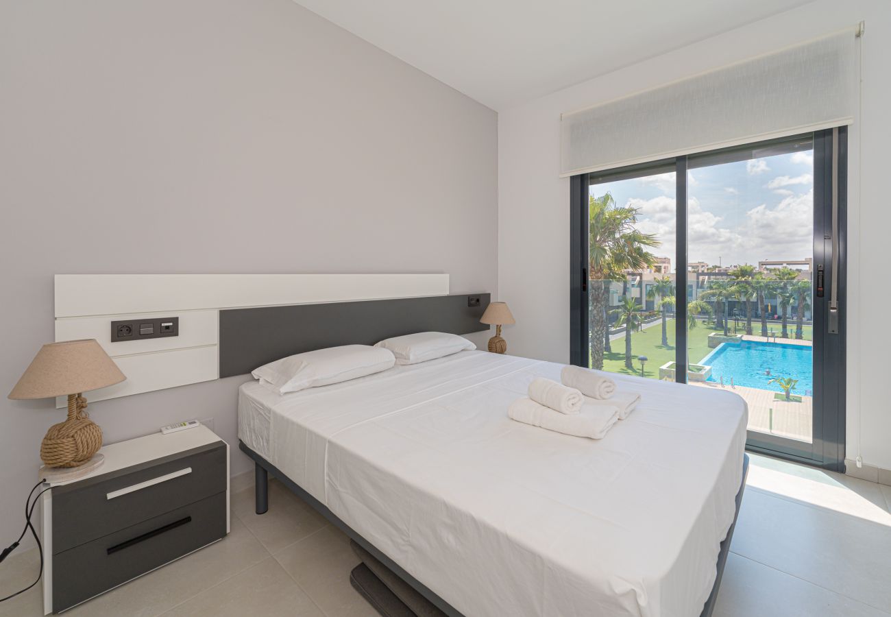 Apartment in Guardamar - Oasis Beach XII
