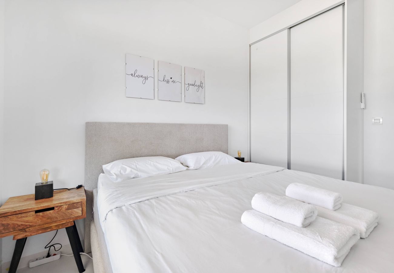 Apartment in San Miguel de Salinas - Paradise