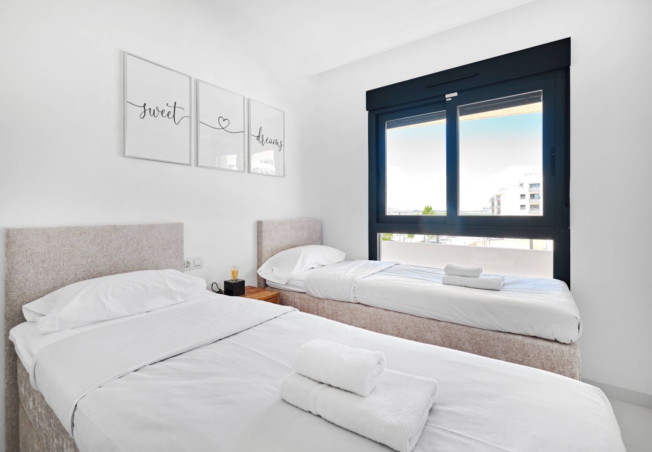 Apartment in San Miguel de Salinas - Paradise