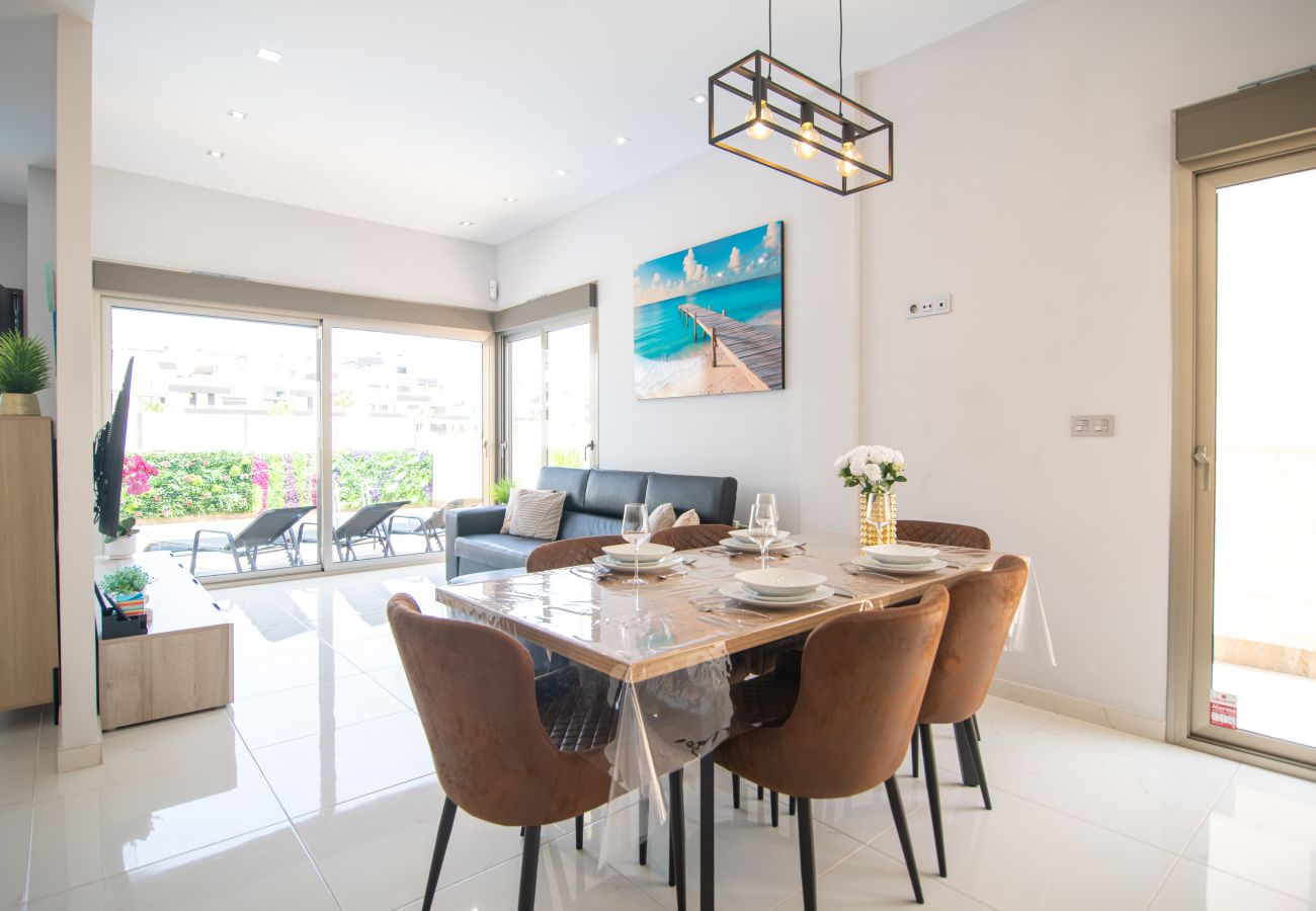 Villa in Orihuela Costa - Blue Lagoon (Los Dolses - La Zenia Boulevard)