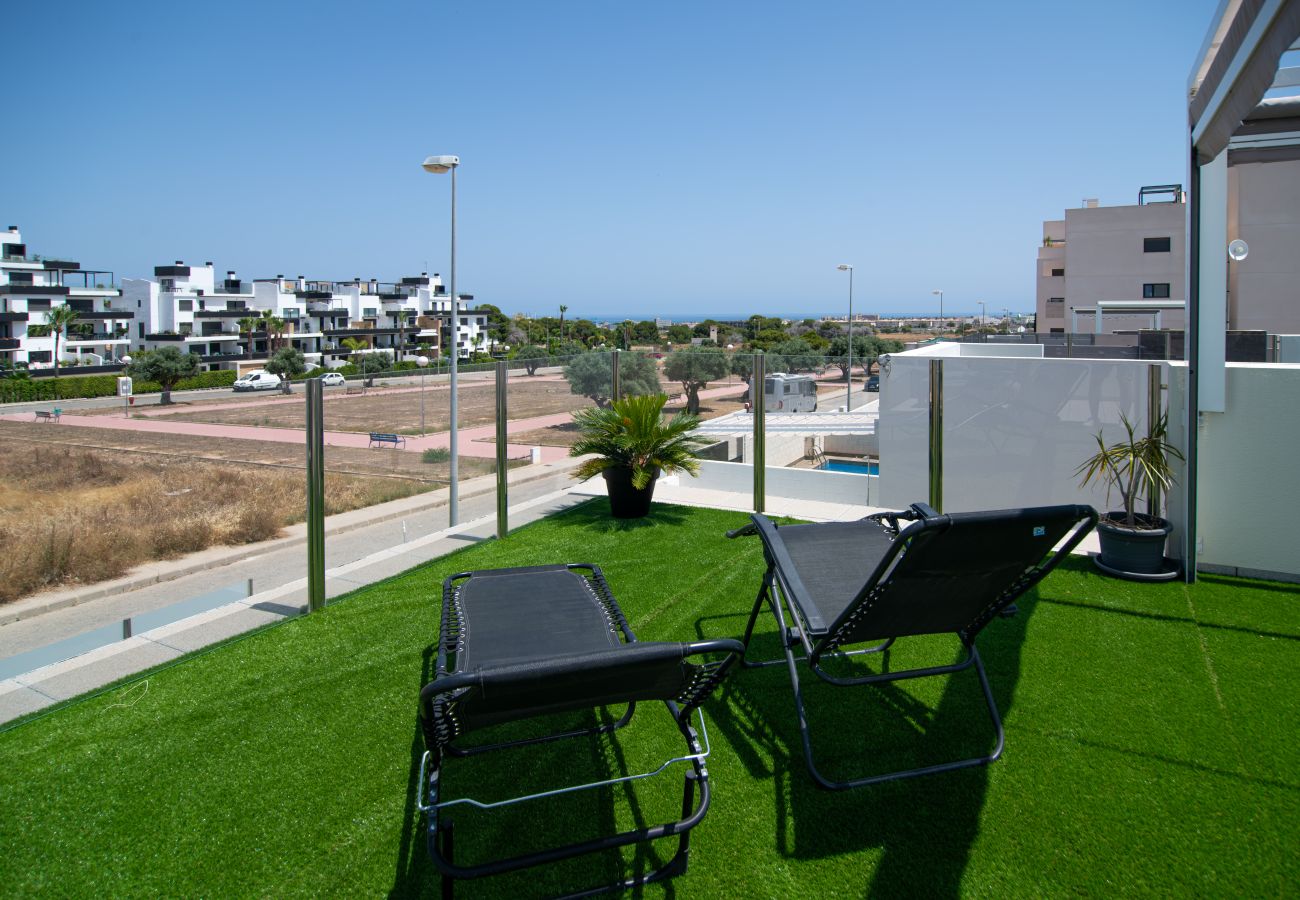 Villa in Orihuela Costa - Blue Lagoon (Los Dolses - La Zenia Boulevard)