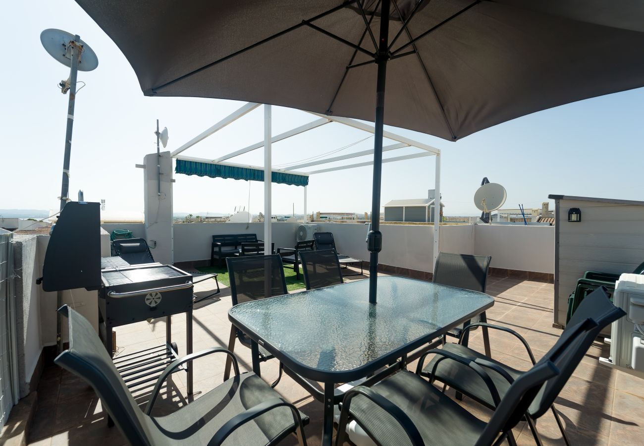 Apartment in Torrevieja - Casa KM
