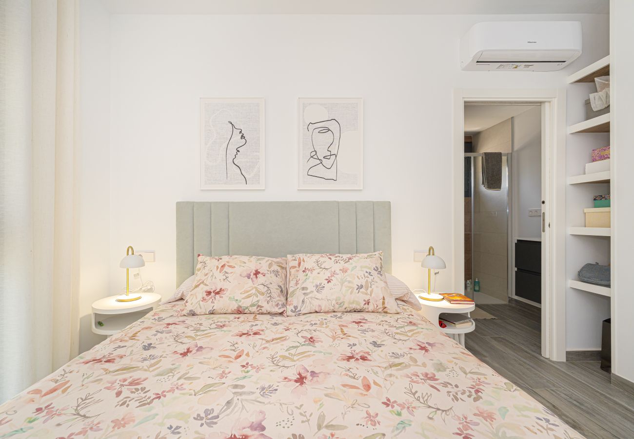 Apartment in Pilar de la Horadada - Queen's Mediterranean Home