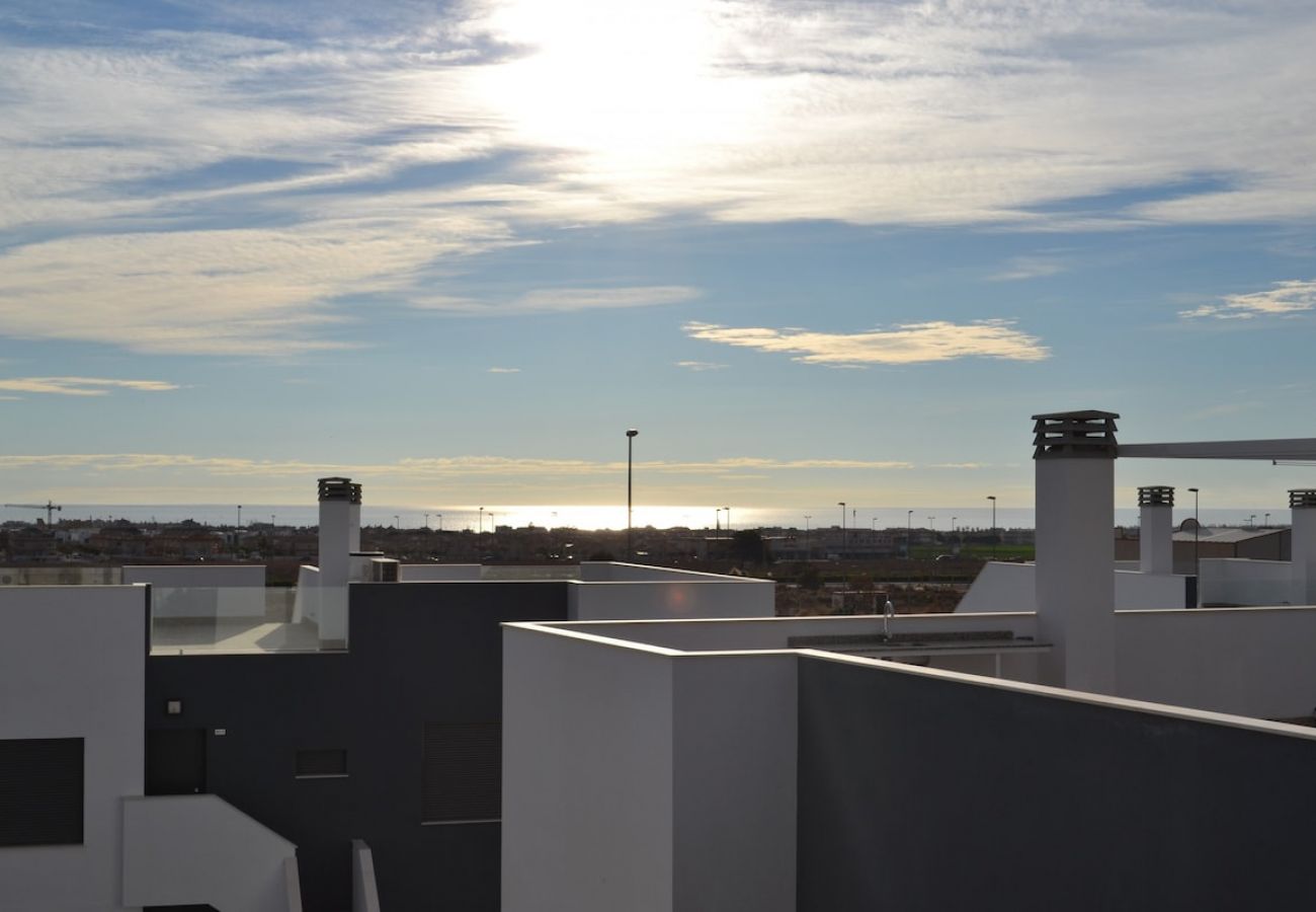 Apartamento en Pilar de la Horadada - Sandia