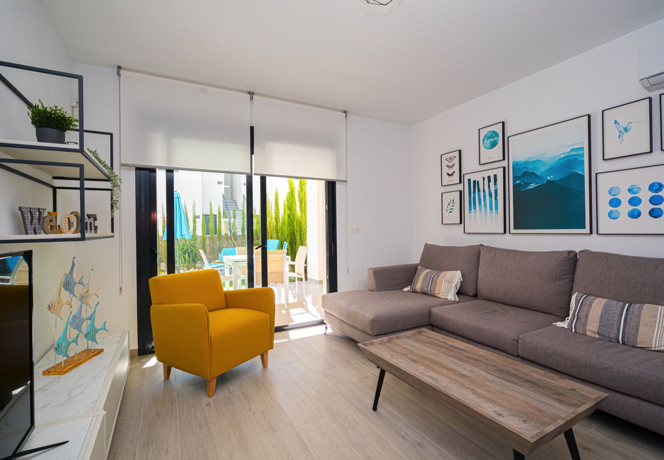 Apartamento en San Miguel de Salinas - Salinas