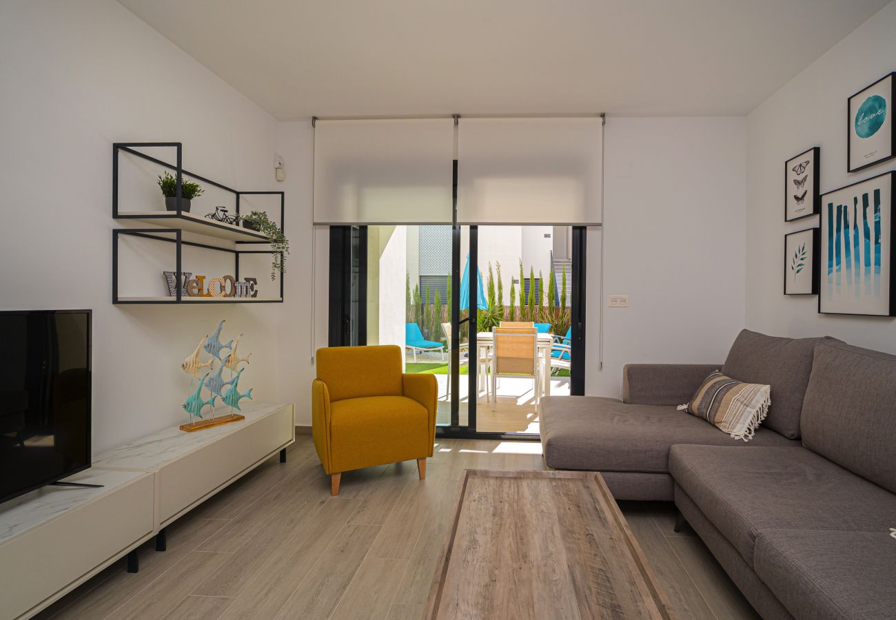 Apartamento en San Miguel de Salinas - Salinas