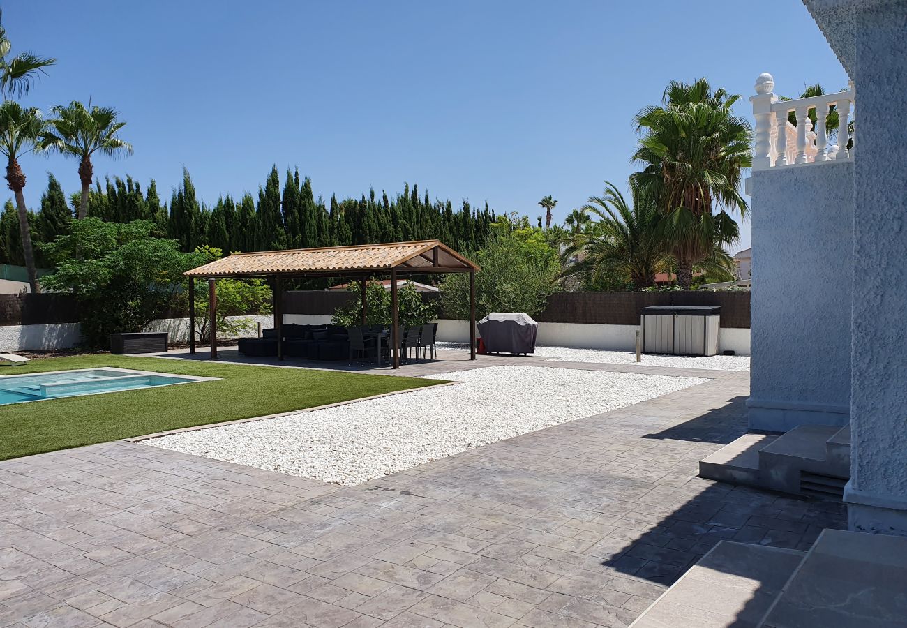 Villa en Torrevieja - Paraíso