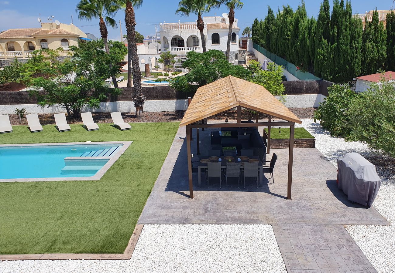 Villa en Torrevieja - Paraíso