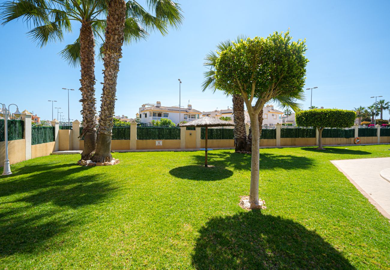 Apartamento en Orihuela Costa - Las Violetas