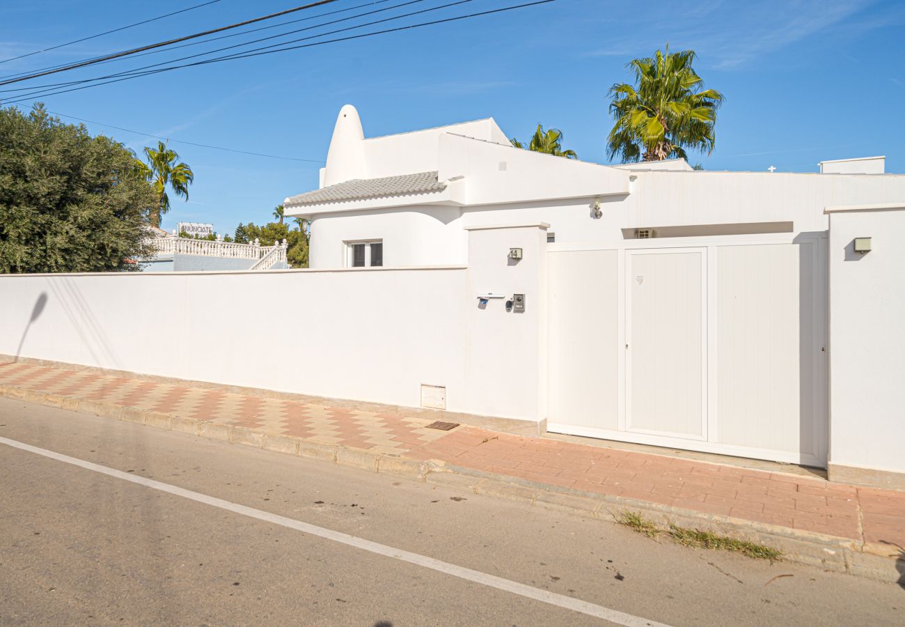 Villa en Torrevieja - Villa Familia