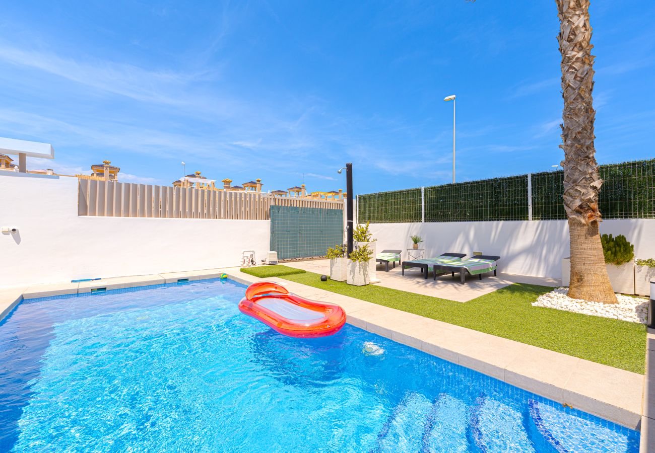 Villa en Guardamar - Villa Manna