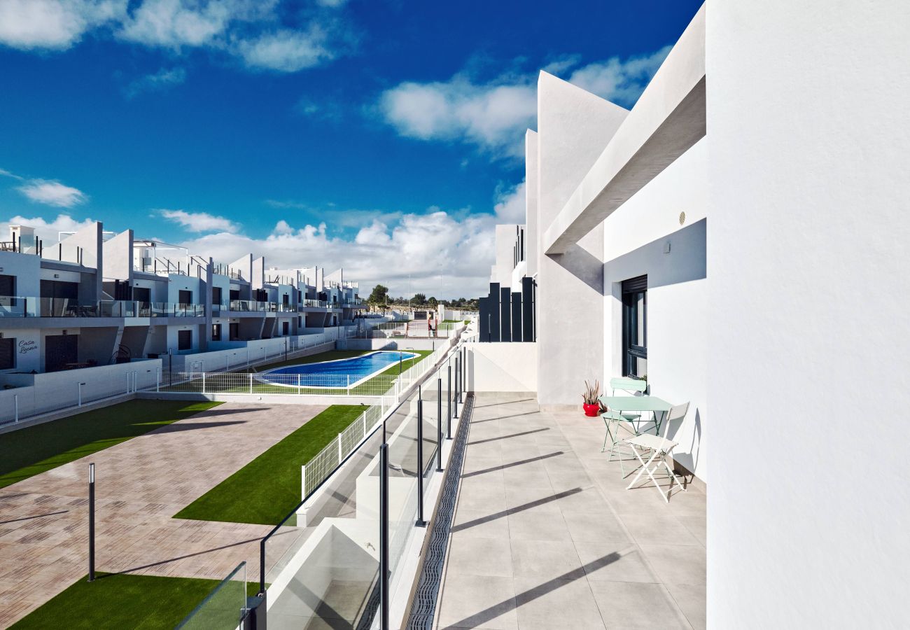 Apartamento en San Miguel de Salinas - Saoco 542