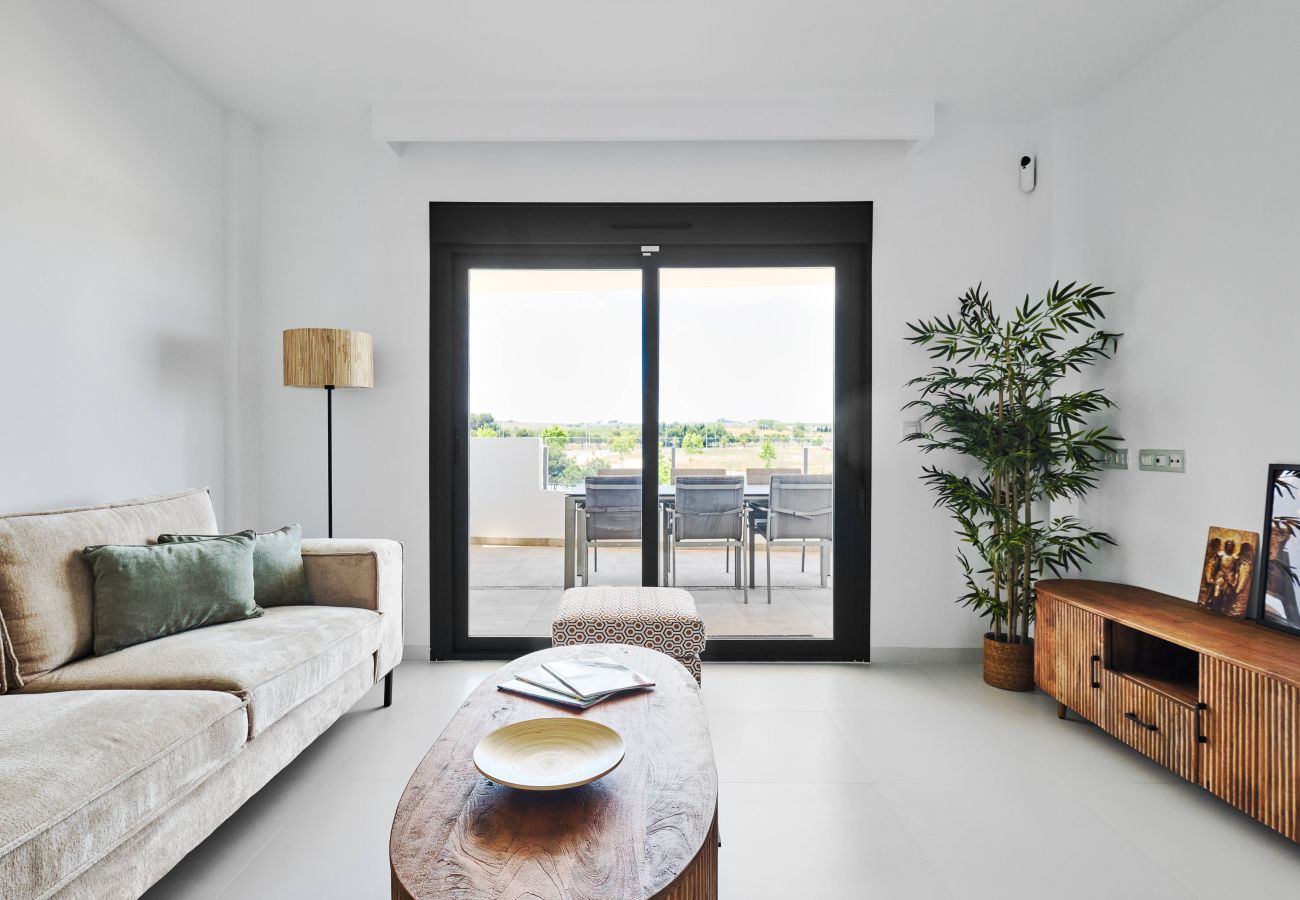 Apartamento en San Miguel de Salinas - Paradise