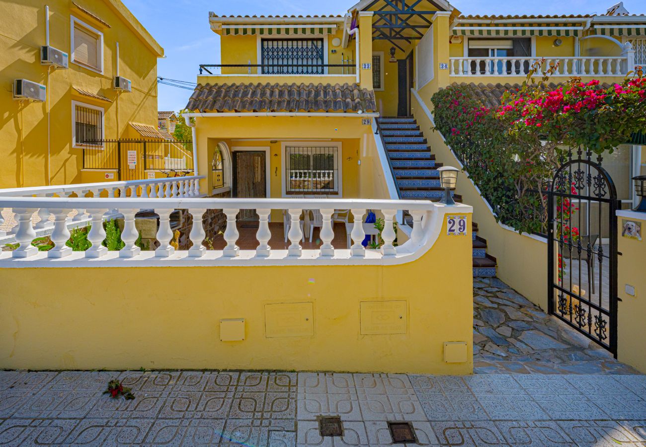 Apartamento en San Miguel de Salinas - La Casita del Sol