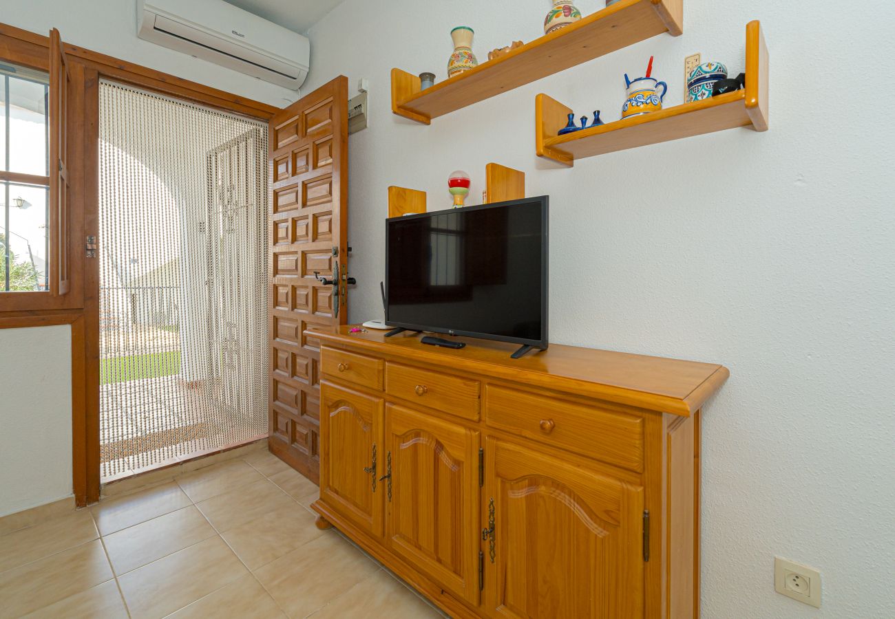 Appartement à Torrevieja - Jardin 84