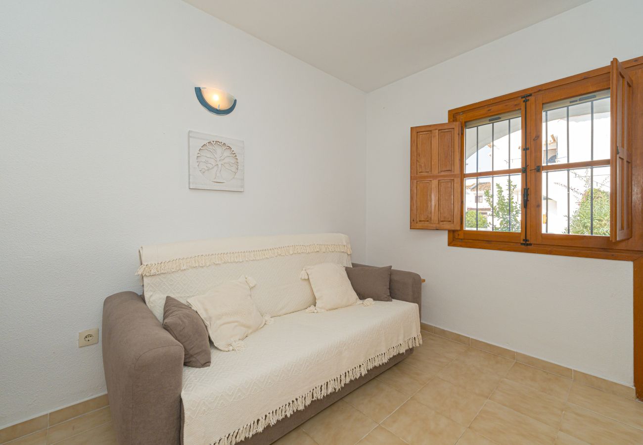 Appartement à Torrevieja - Jardin 84